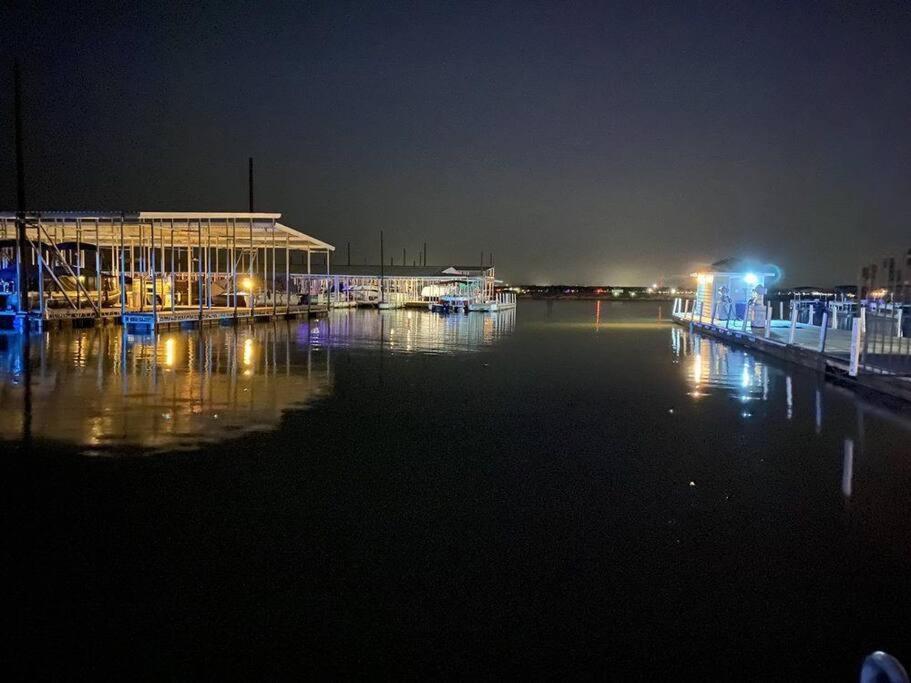 Lakeside Daze! Монтгомери Экстерьер фото